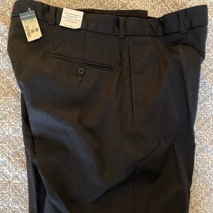 Eddie Bauer NWT dk charcoal mens trousers